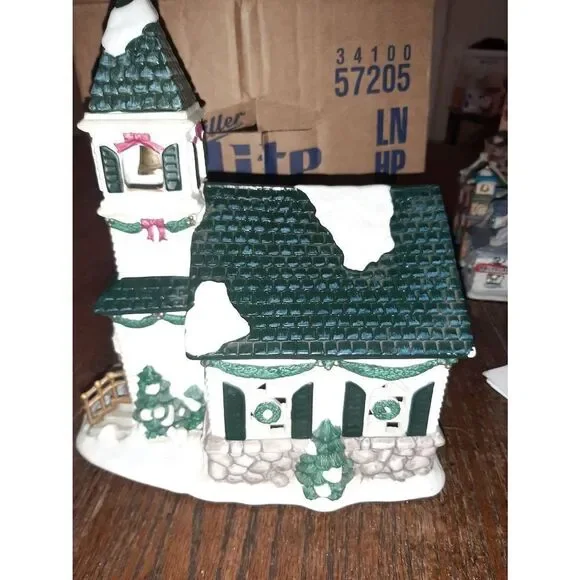 Vintage 2001 Hersheys Holiday Village Church Light Up Christmas Holiday Building